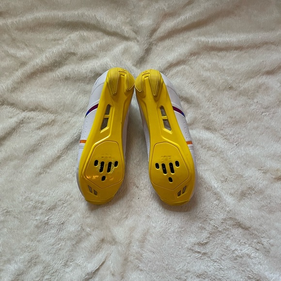 soulcycle spin shoes - Picture 2 of 4